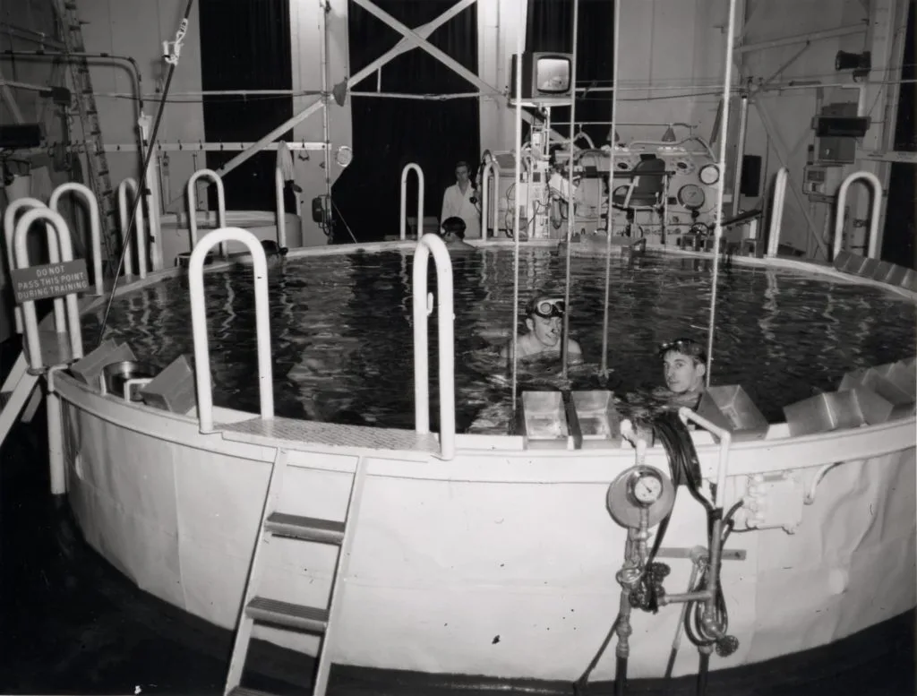 SETT Diving tank