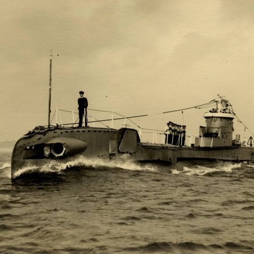 24 - Trenchant Post WWII - No gun - Neg 7842